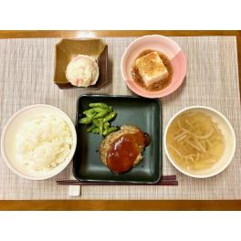 本日のお昼ご飯