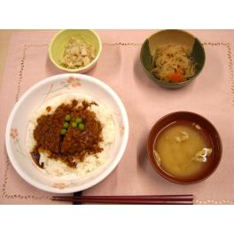 本日のお昼ごはん